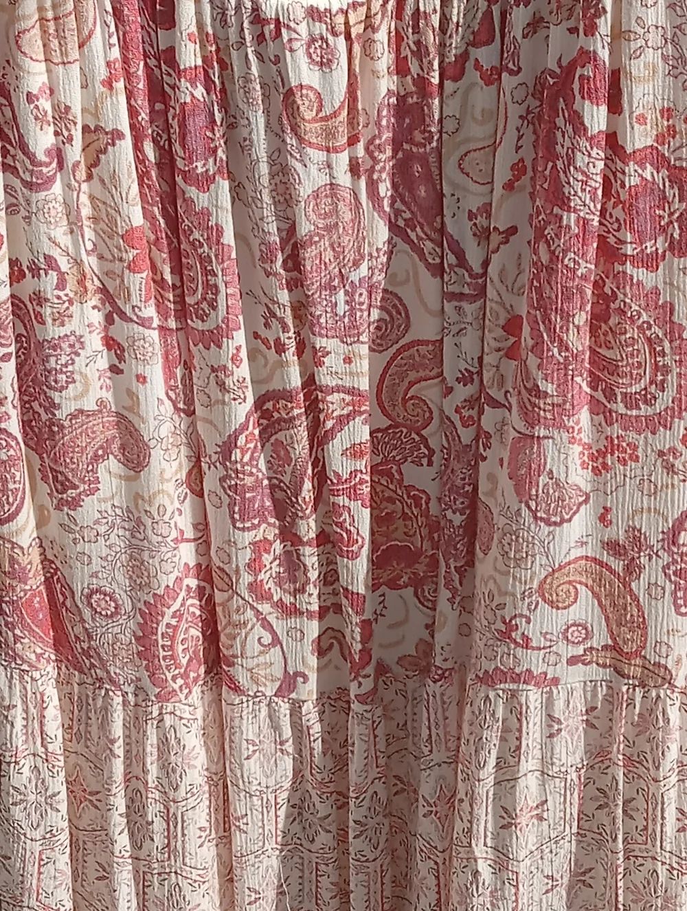 NWOT Maurices Paisley Smocked Mini Dress, Pink/White Combo, L - Picture 2 of 7